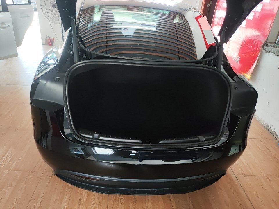Tesla Model 3 2025 car image #6