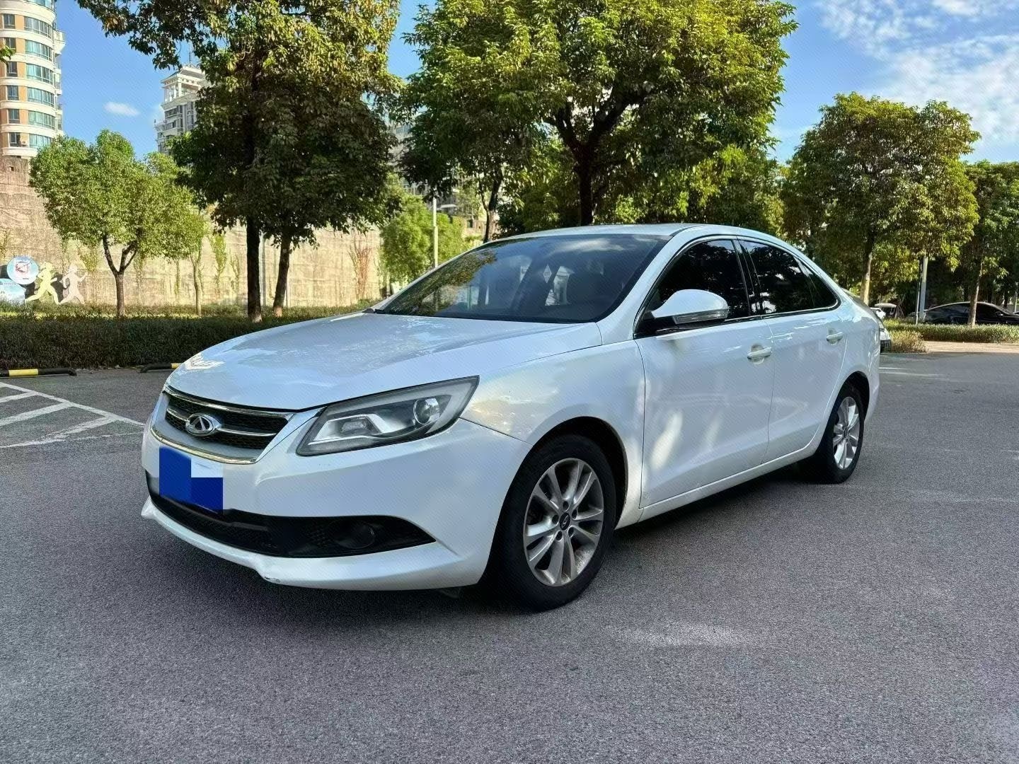 Chery Arrizo 7 2015 car image 