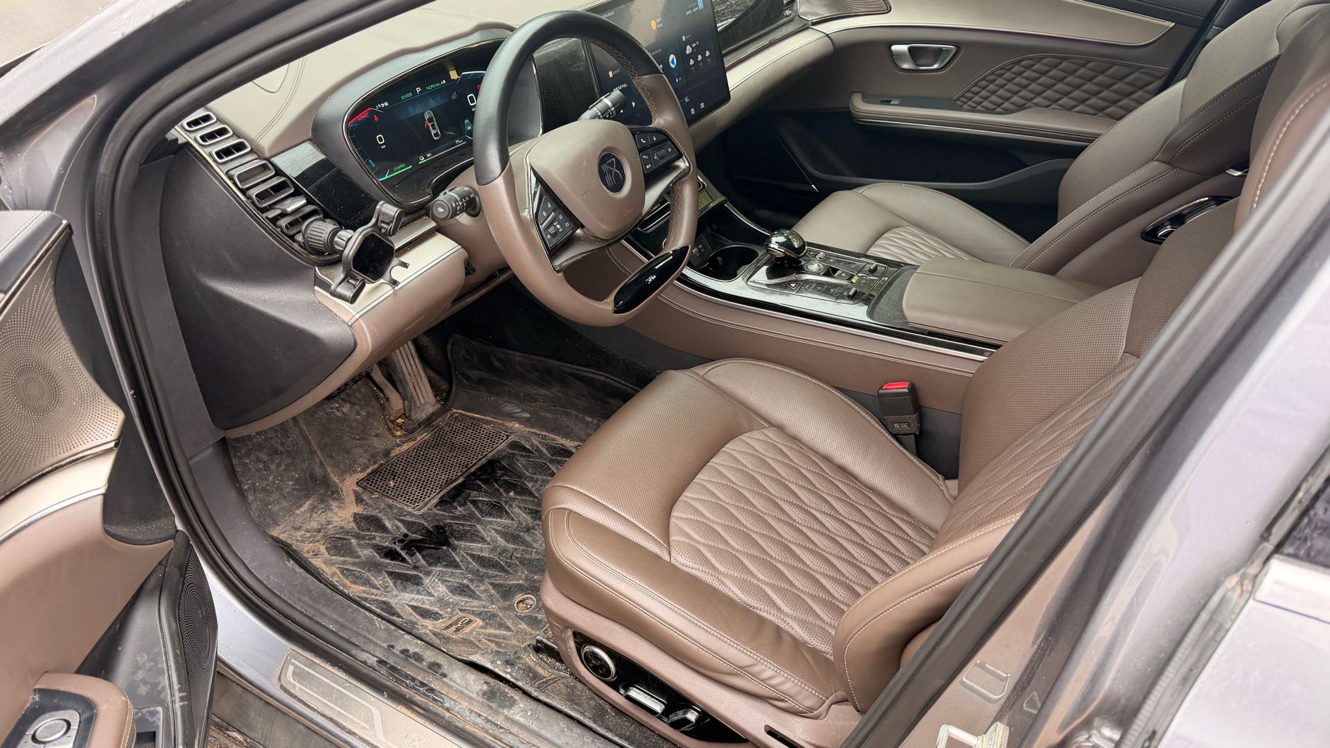 BYD Han 2023 #7 BYD Han 2023 صورة سيارة #7