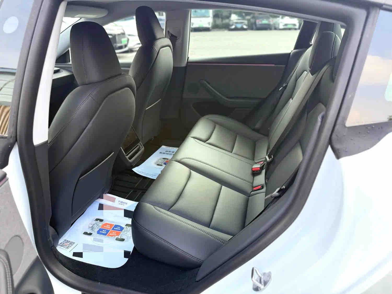Tesla Model 3 2025 صورة سيارة #4