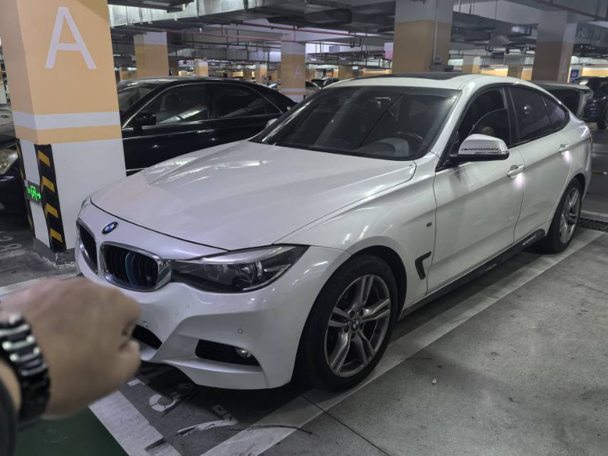 BMW 3 Series GT 2020 car image 