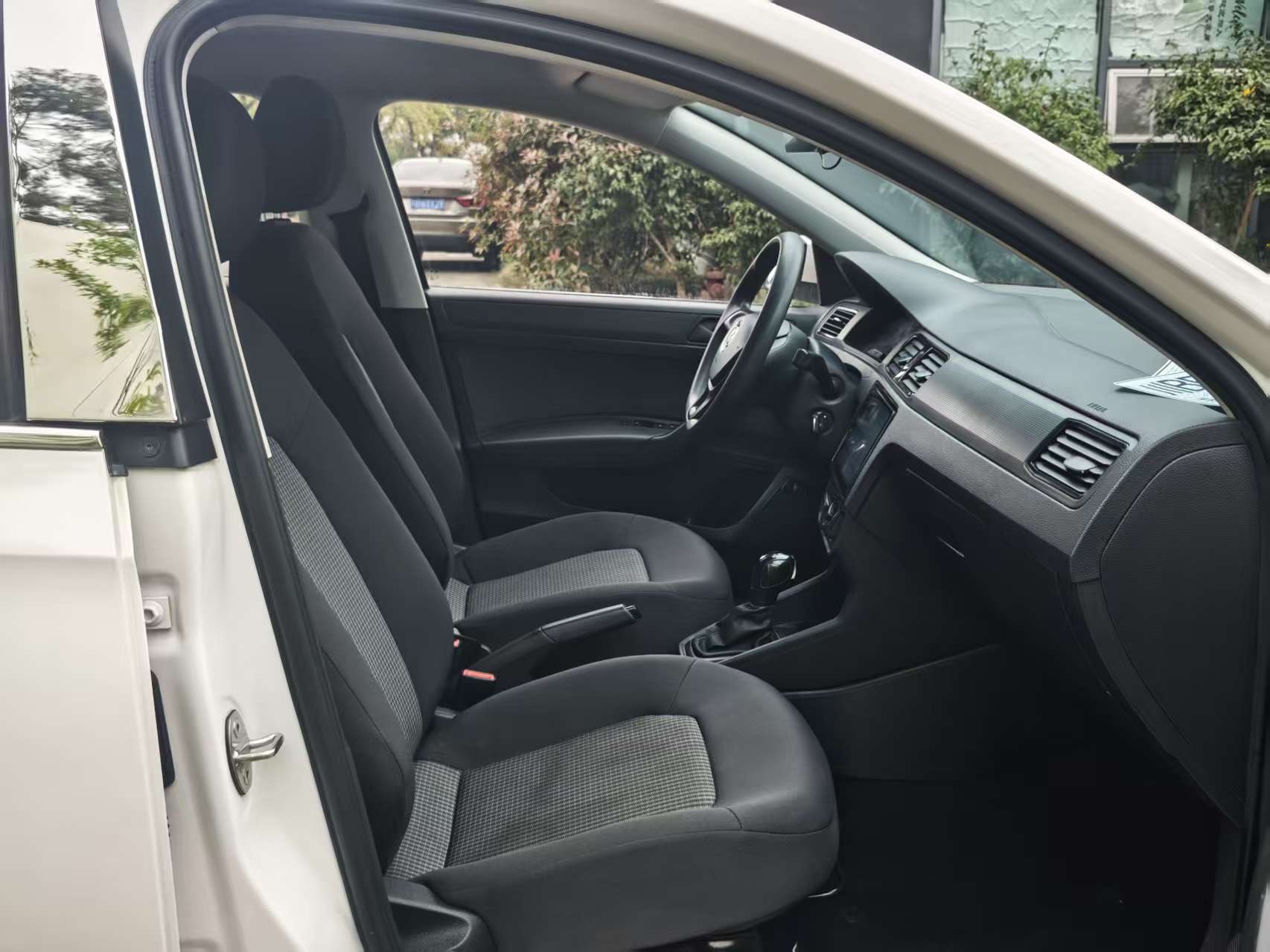 Volkswagen Santana 2020 car image #4