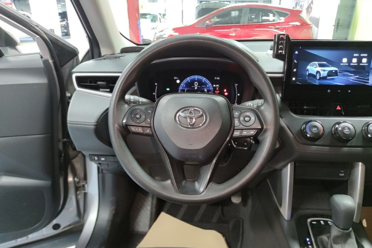 Toyota Corolla Cross 2024 #11 Toyota Corolla Cross 2024 car image #11