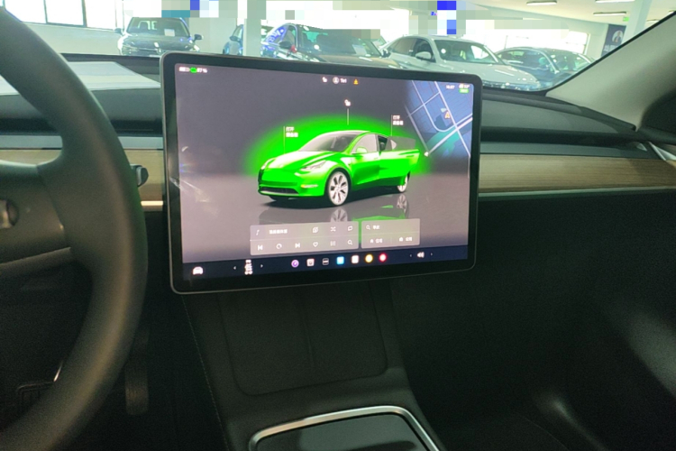 Tesla Model Y 2022 #13 Tesla Model Y 2022 car image #13