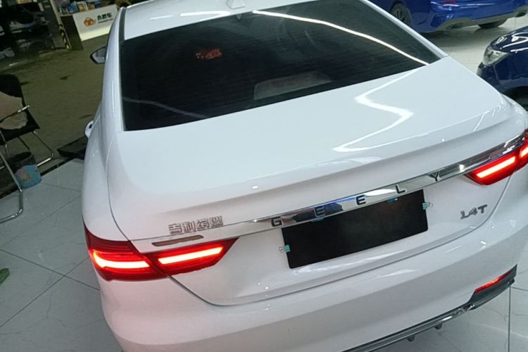 GEELY Binray 2019 imagem de carro #5