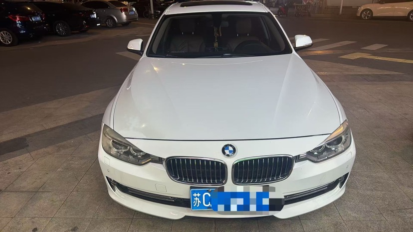 BMW 3 Series 2013 car image #2