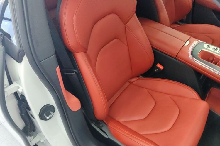 MI SU7 2025 immagine di auto #24