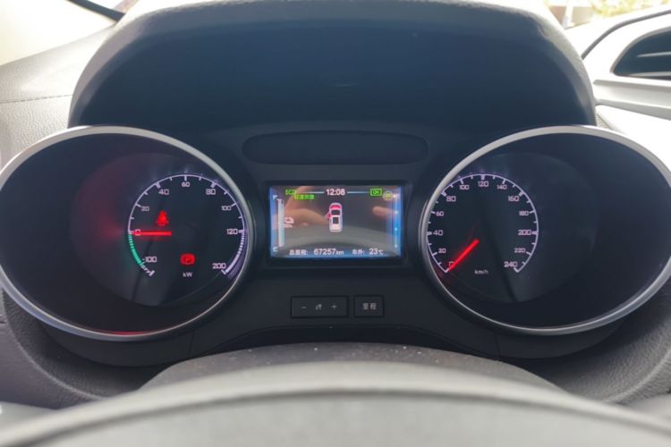 BYD Yuan New Energy 2019 #16 BYD Yuan New Energy 2019 car image #16