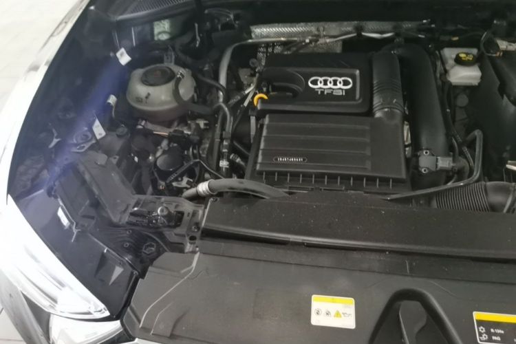 Audi Q3 2023 immagine di auto #23