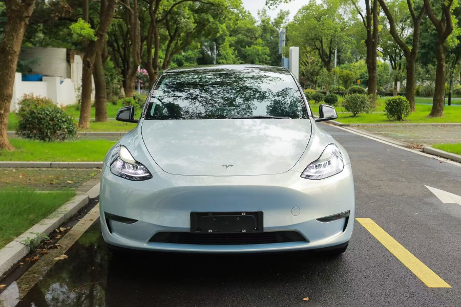 Tesla Model Y 2021 #2 Tesla Model Y 2021 car image #2
