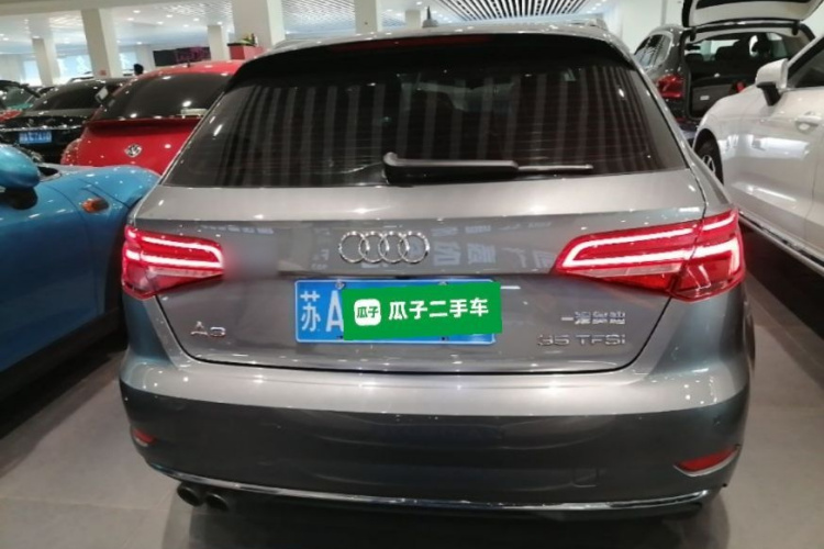 Audi A3 2019 car image #6