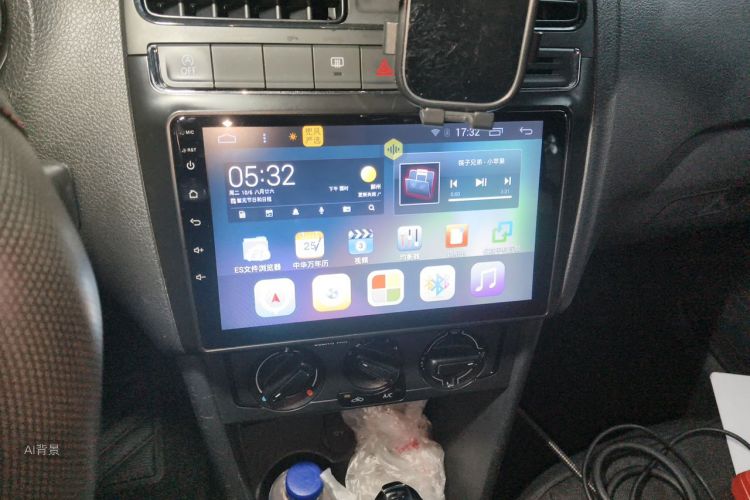 Volkswagen Polo 2019 car image #15