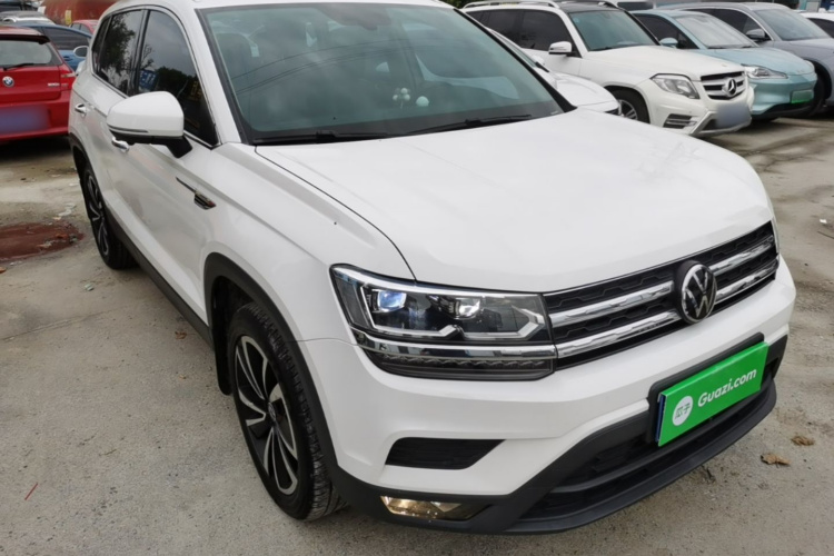 Volkswagen Tharu 2021 car image #4