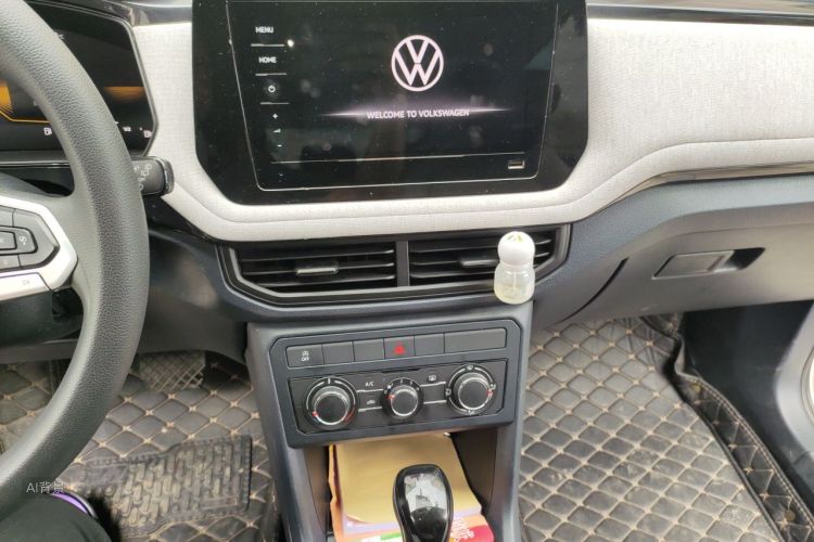Volkswagen Tharu 2024 imagem de carro #15