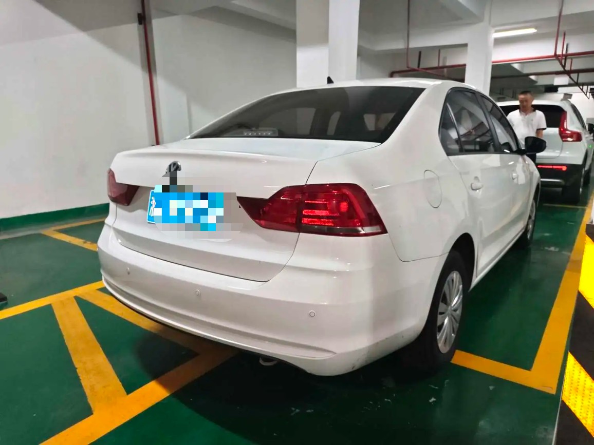 Volkswagen Santana 2017 immagine di auto #2