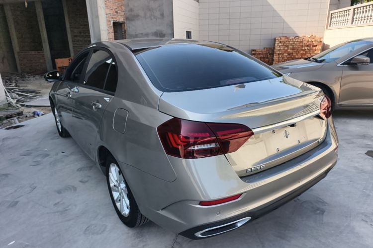 GEELY Emgrand 2021 car image #7
