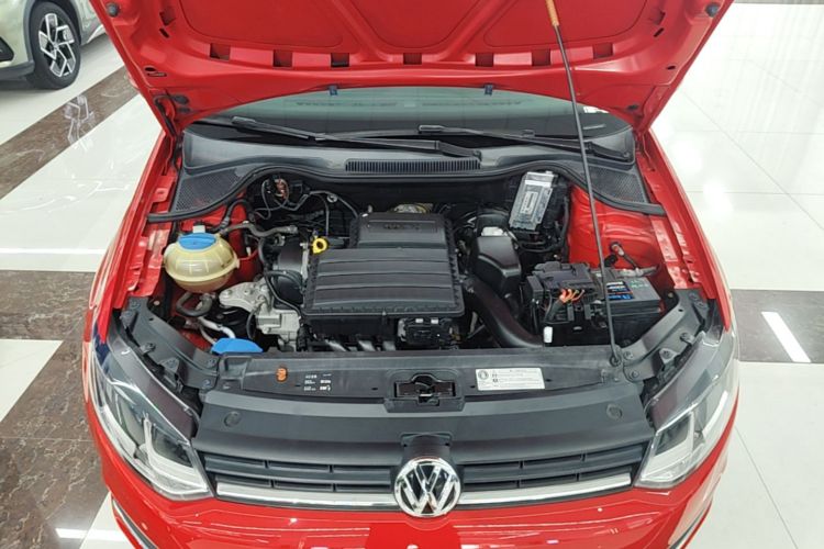 Volkswagen Polo 2014 car image #24