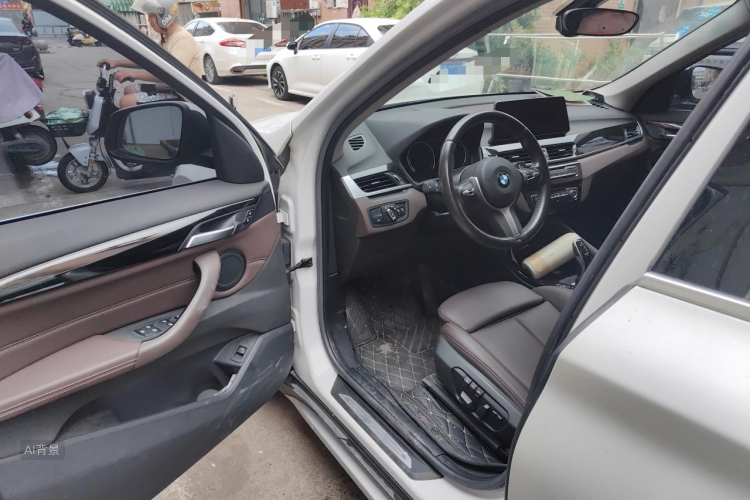 BMW X1 2020 car image #18