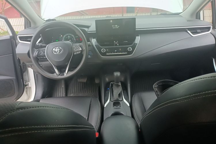 Toyota Corolla 2023 car image #10