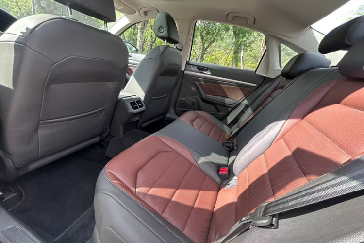 Volkswagen Lavida 2018 #9 Volkswagen Lavida 2018 car image #9
