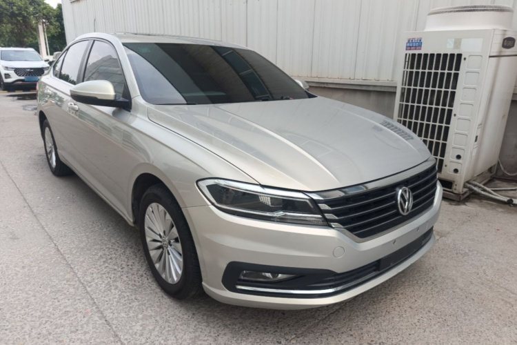 Volkswagen Lavida 2019 car image #4