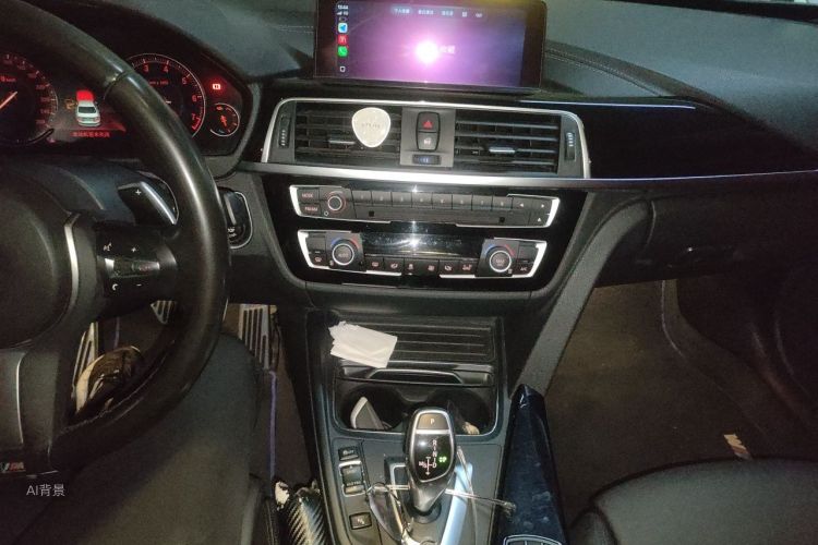 BMW 3 Series 2019 car image #15