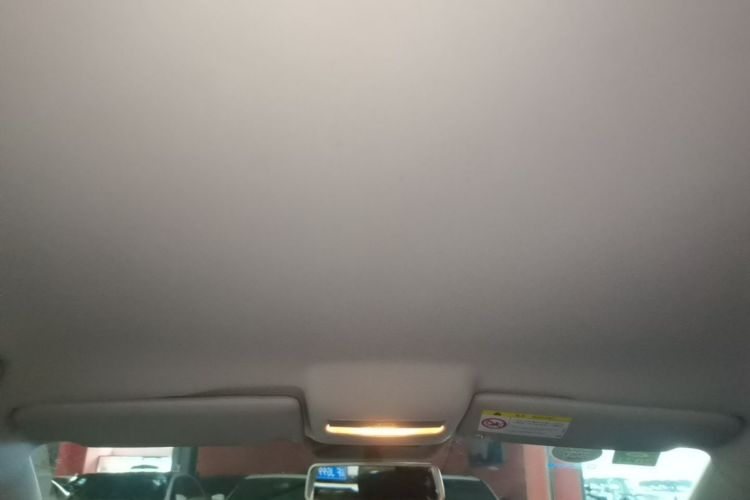 Volkswagen Polo 2015 car image #18