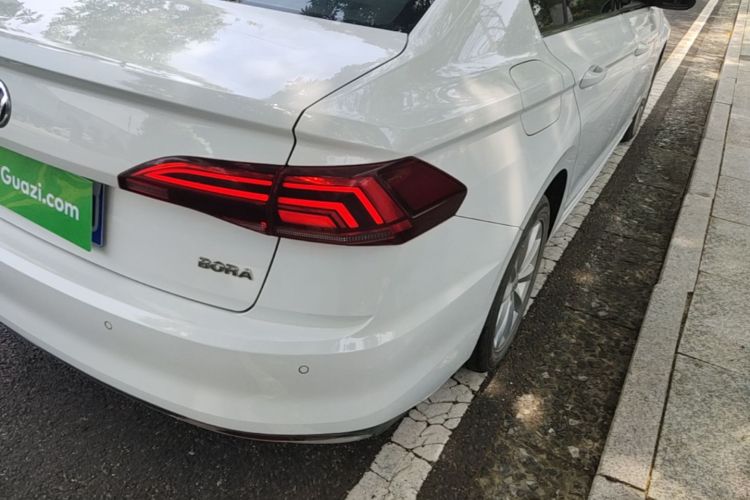 Volkswagen Bora 2019 #8 Volkswagen Bora 2019 car image #8