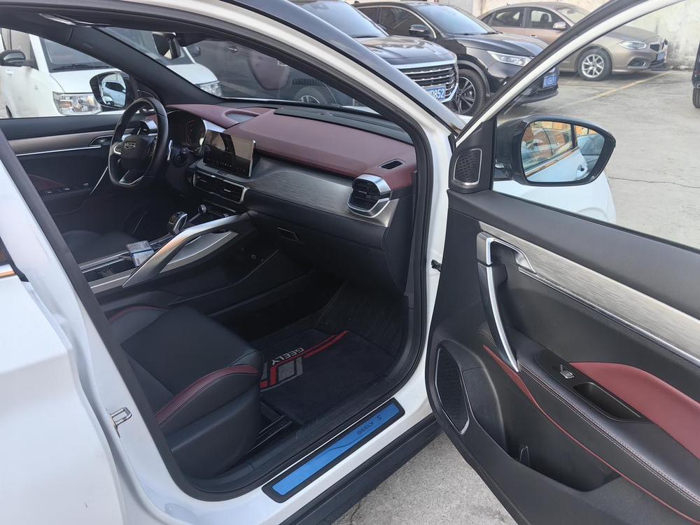 GEELY Coolray 2019 car image #9