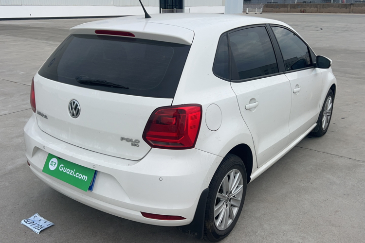 Volkswagen Polo 2015 #5 Volkswagen Polo 2015 car image #5