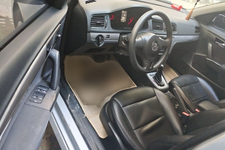Volkswagen Lavida 2014 car image #13
