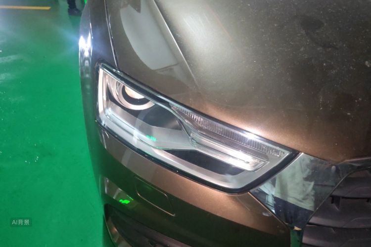 Audi Q3 2016 car image #8