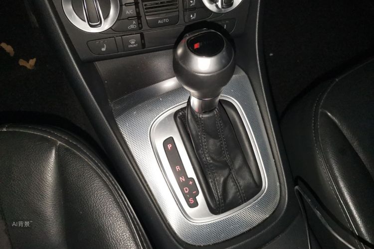 Audi Q3 2015 #16 Audi Q3 2015 car image #16