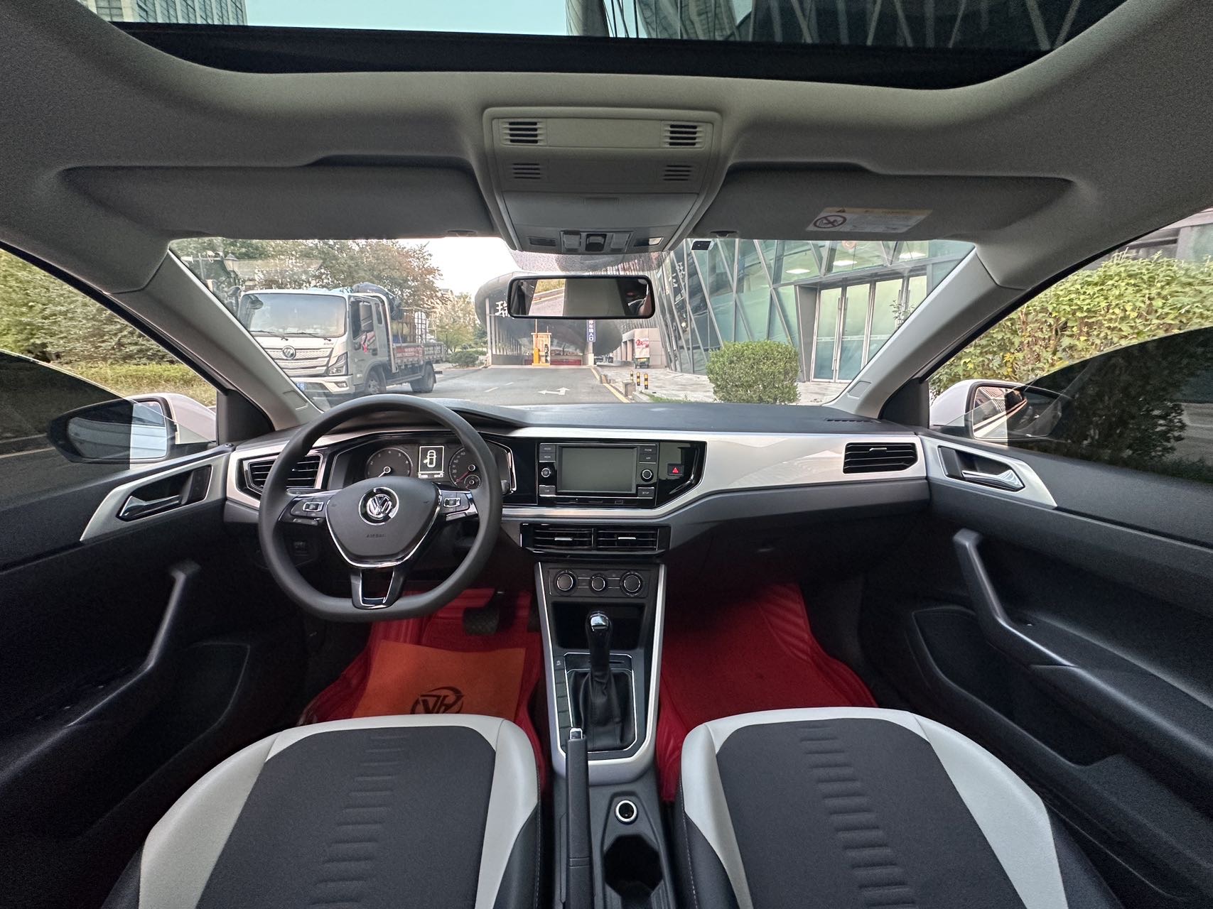 Volkswagen Polo 2020 صورة سيارة #5
