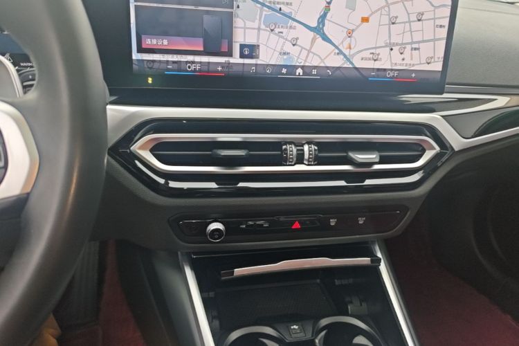 BMW 3 Series 2024 #13 BMW 3 Series 2024 immagine di auto #13