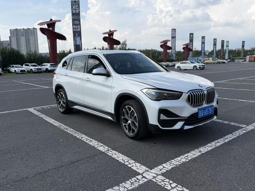 BMW X1 2022 #3 BMW X1 2022 car image #3