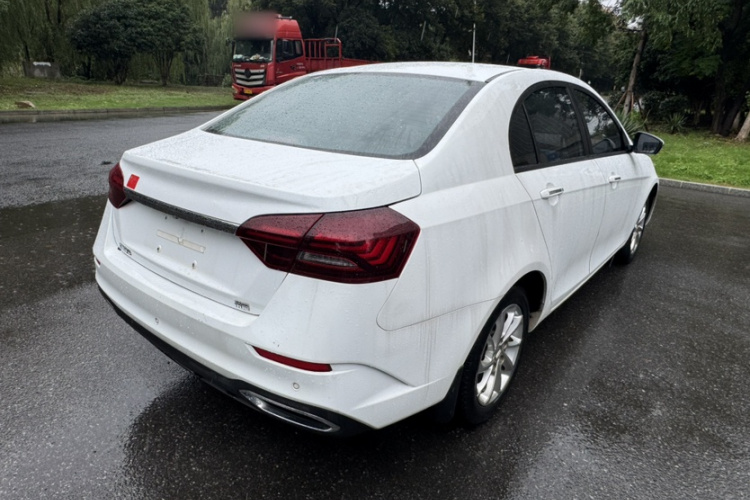 GEELY Emgrand 2020 car image #13