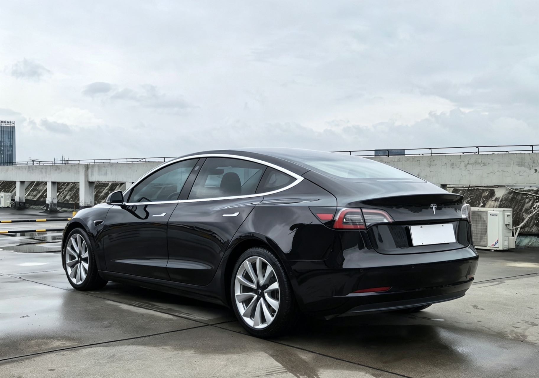 Tesla Model 3 (Imported) 2019 #5 Tesla Model 3 (Imported) 2019 car image #5