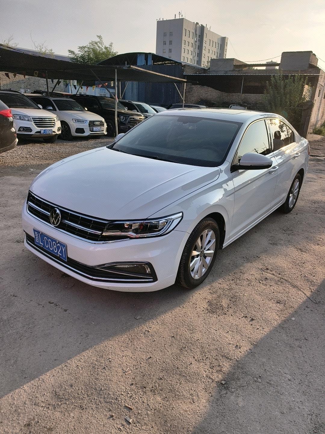 Volkswagen Bora 2021 car image 