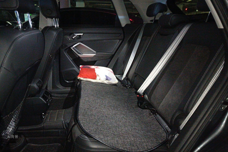Audi Q3 2021 #19 Audi Q3 2021 car image #19