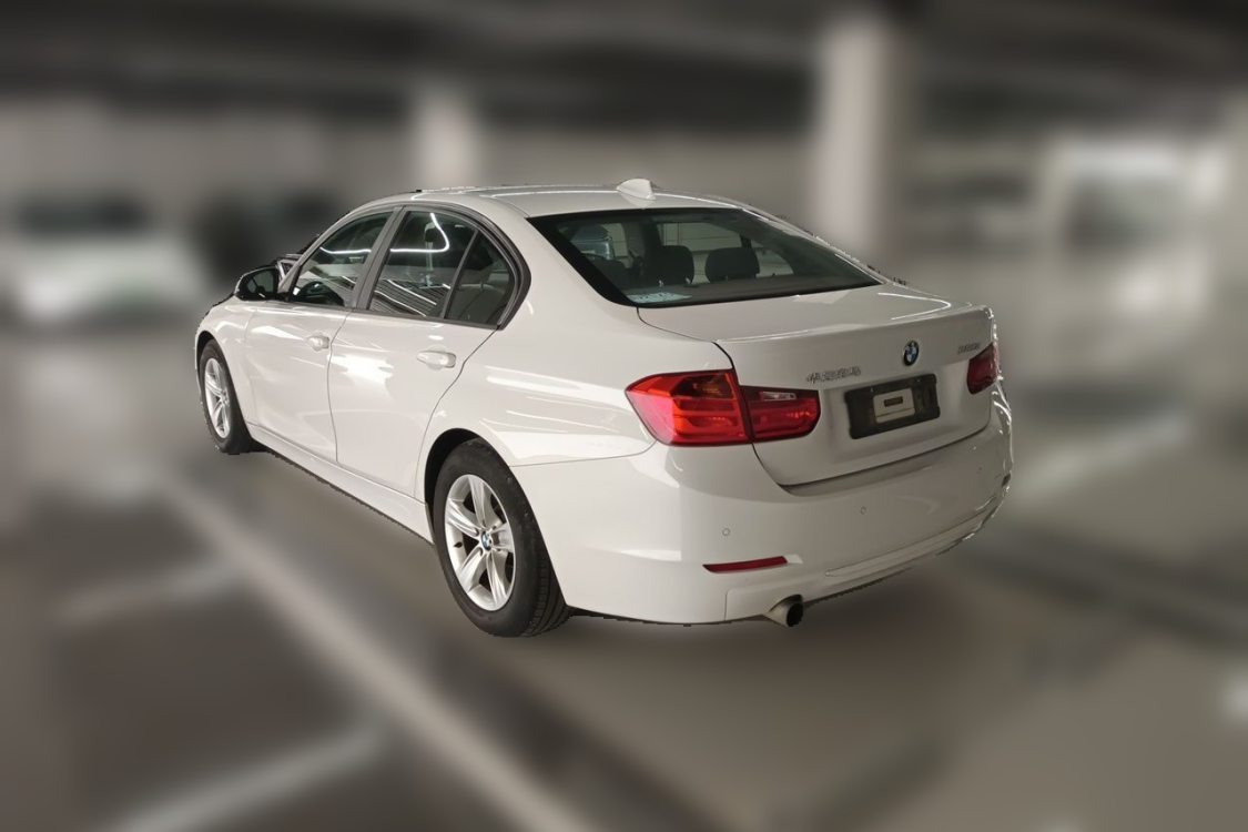 BMW 3 Series 2015 car image #3