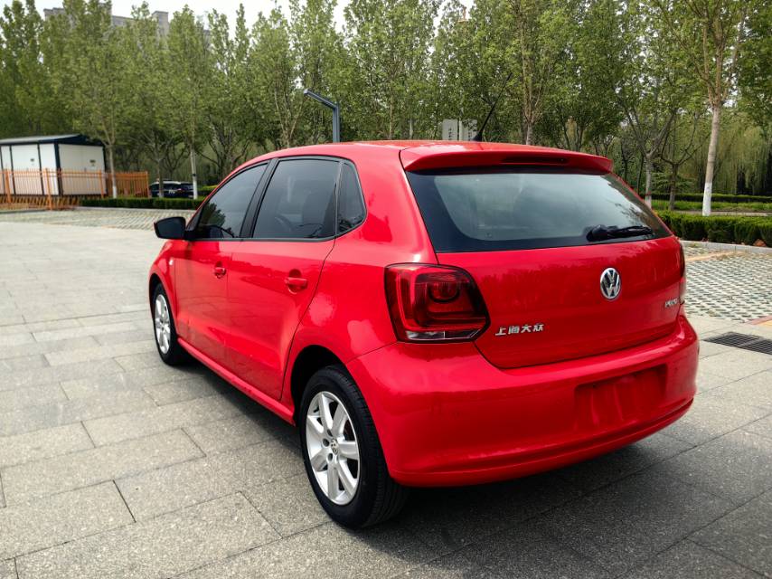 Volkswagen Polo 2013 immagine di auto #3