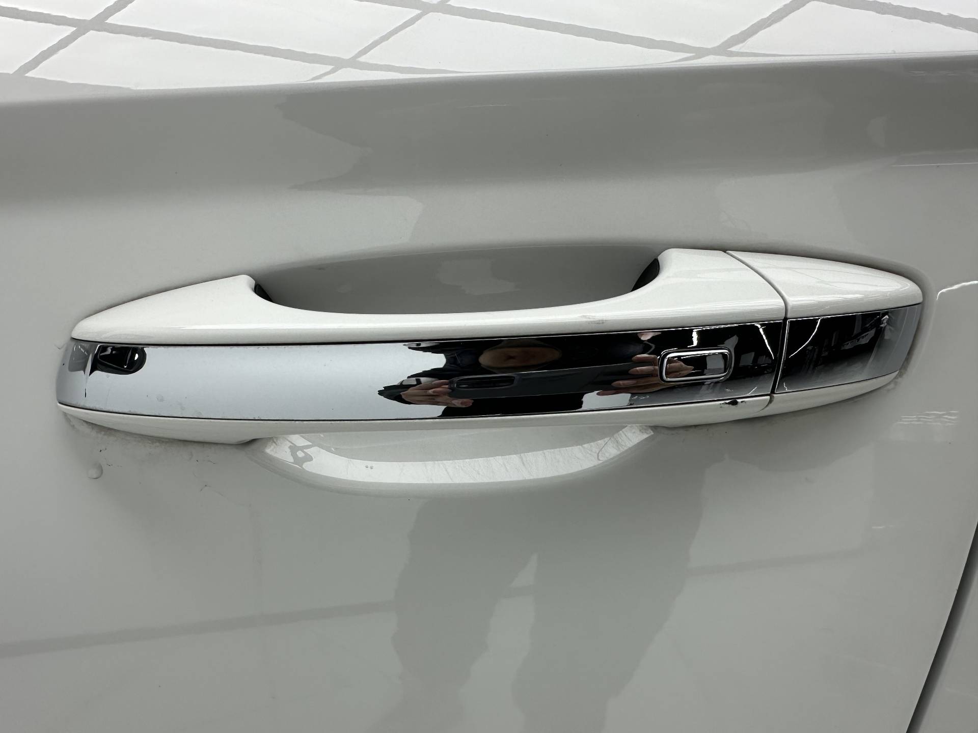 2022 immagine di auto #4