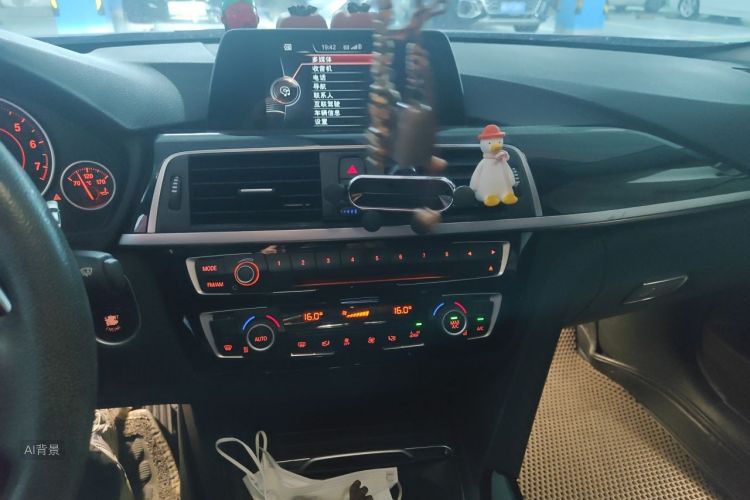 BMW 3 Series 2017 #15 BMW 3 Series 2017 car image #15