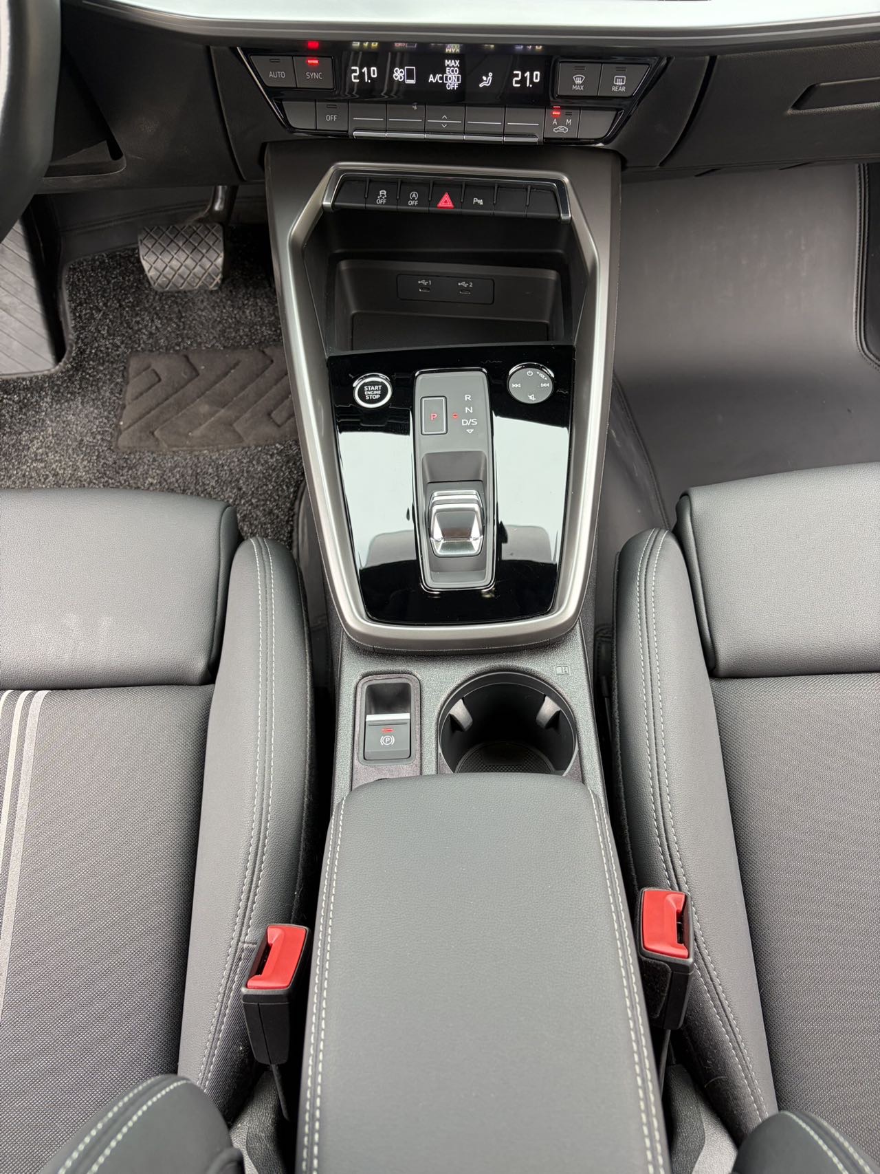 Audi A3 2023 car image #9