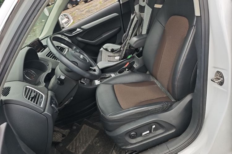 Audi Q3 2016 #17 Audi Q3 2016 car image #17