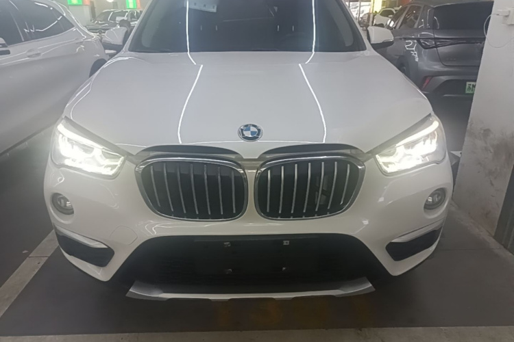BMW X1 2019 #3 BMW X1 2019 car image #3