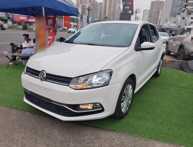 Volkswagen Polo 2018 car image 