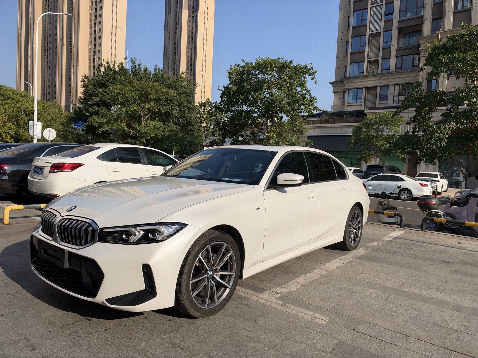 BMW 3 Series 2024 imagem de carro 