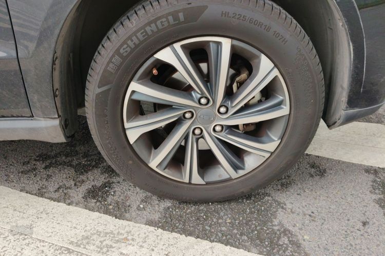 GEELY Vision X6 2020 immagine di auto #9